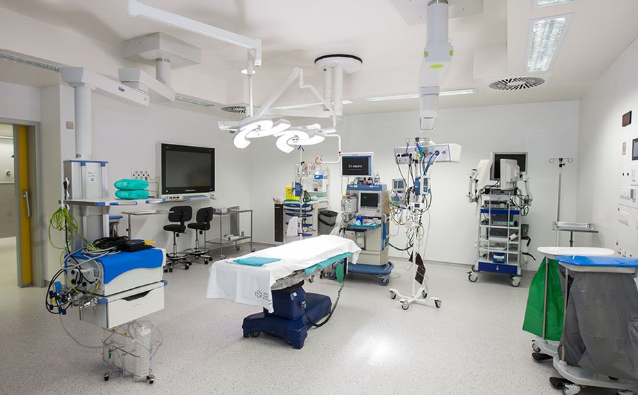 18 quirófanos realizados con Krion®, y mucho más en el Hospital Universitario A Coruña (CHUAC)