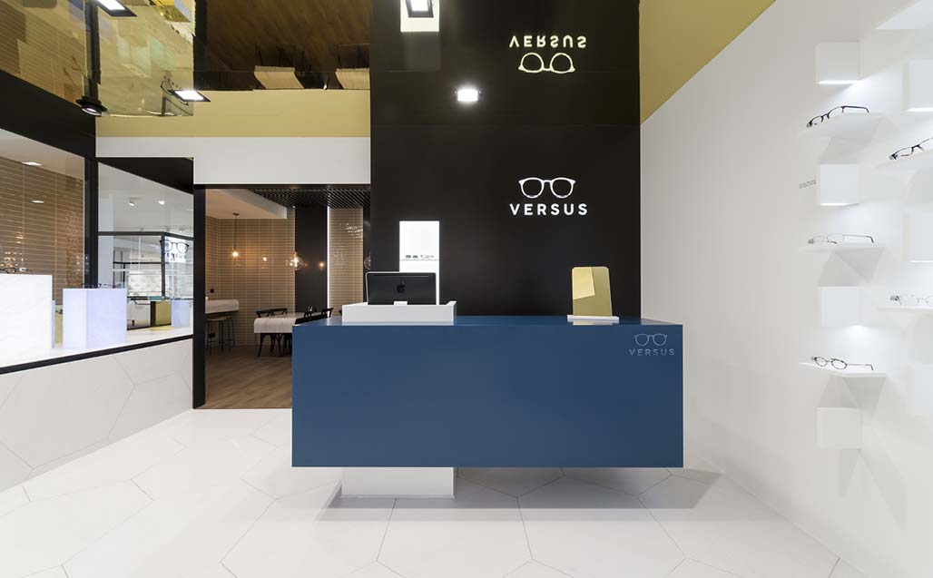 25th International Exhibition from PORCELANOSA Group - KRION SHOWROOM / Optician - Restaurant